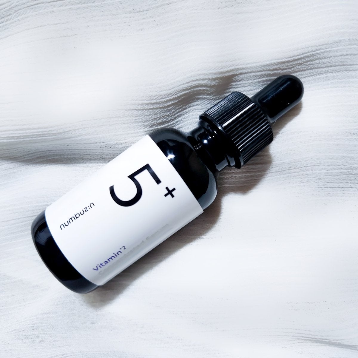5番 白玉グルタチオンC美容液/numbuzin/美容液を使ったクチコミ(4枚目)