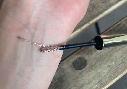 グロウ タッチ アイズ 05 曙染 -AKEBONOZOME/SUQQU/リキッドアイシャドウを使ったクチコミ(3枚目)