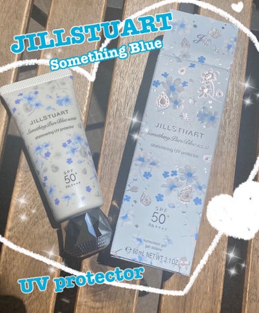 JILL STUART サムシングピュアブルー セント　シマリング UVプロテクターのクチコミ「2種類のパール配合で明るく透明感のある肌へ。
パステルブルーのみずみずしい日やけ止めジェル。
.....」（1枚目）