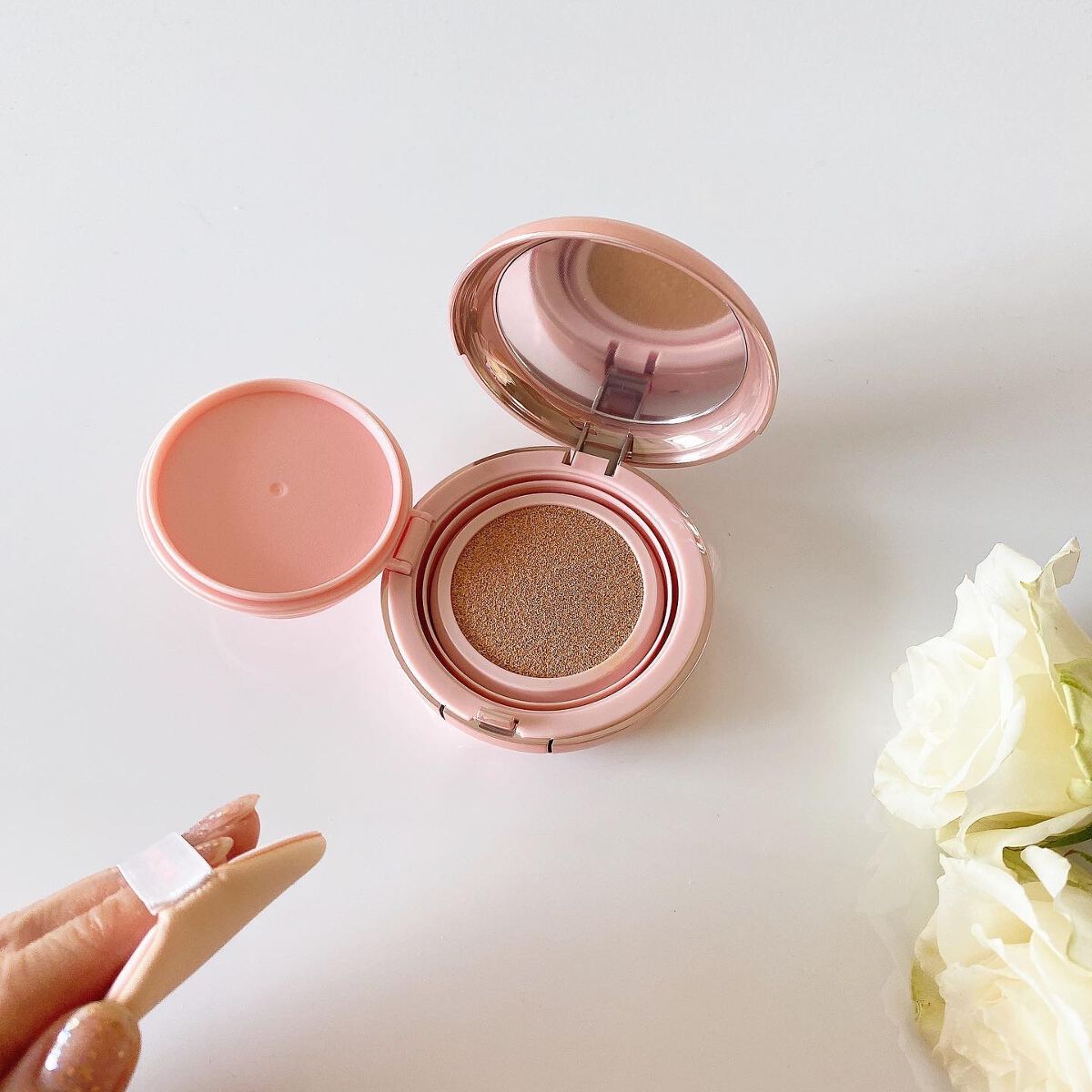 ハイパーカバーフィットクッション ピンク(桜エディション)/APRILSKIN/クッションファンデーションを使ったクチコミ(4枚目)