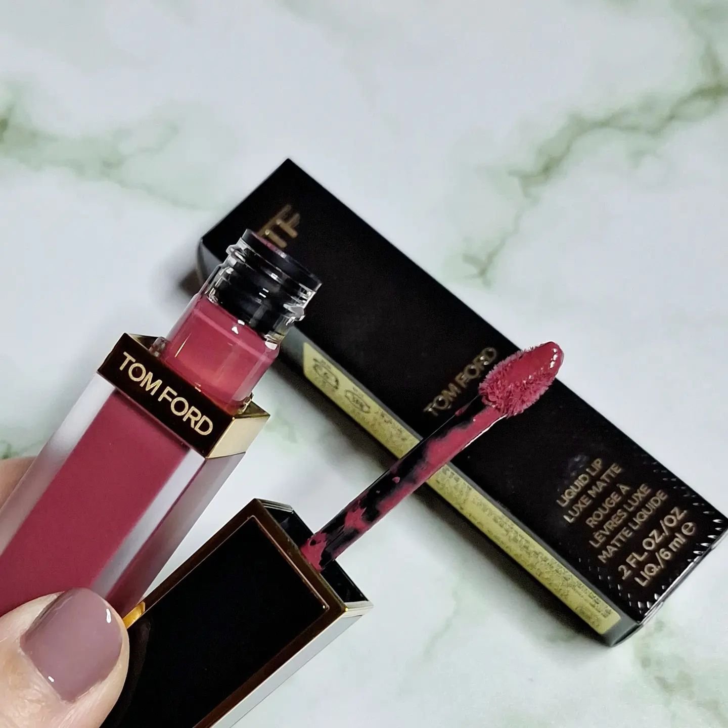 リクィッド リップ リュクス マット/TOM FORD BEAUTY/口紅を使ったクチコミ（2枚目）