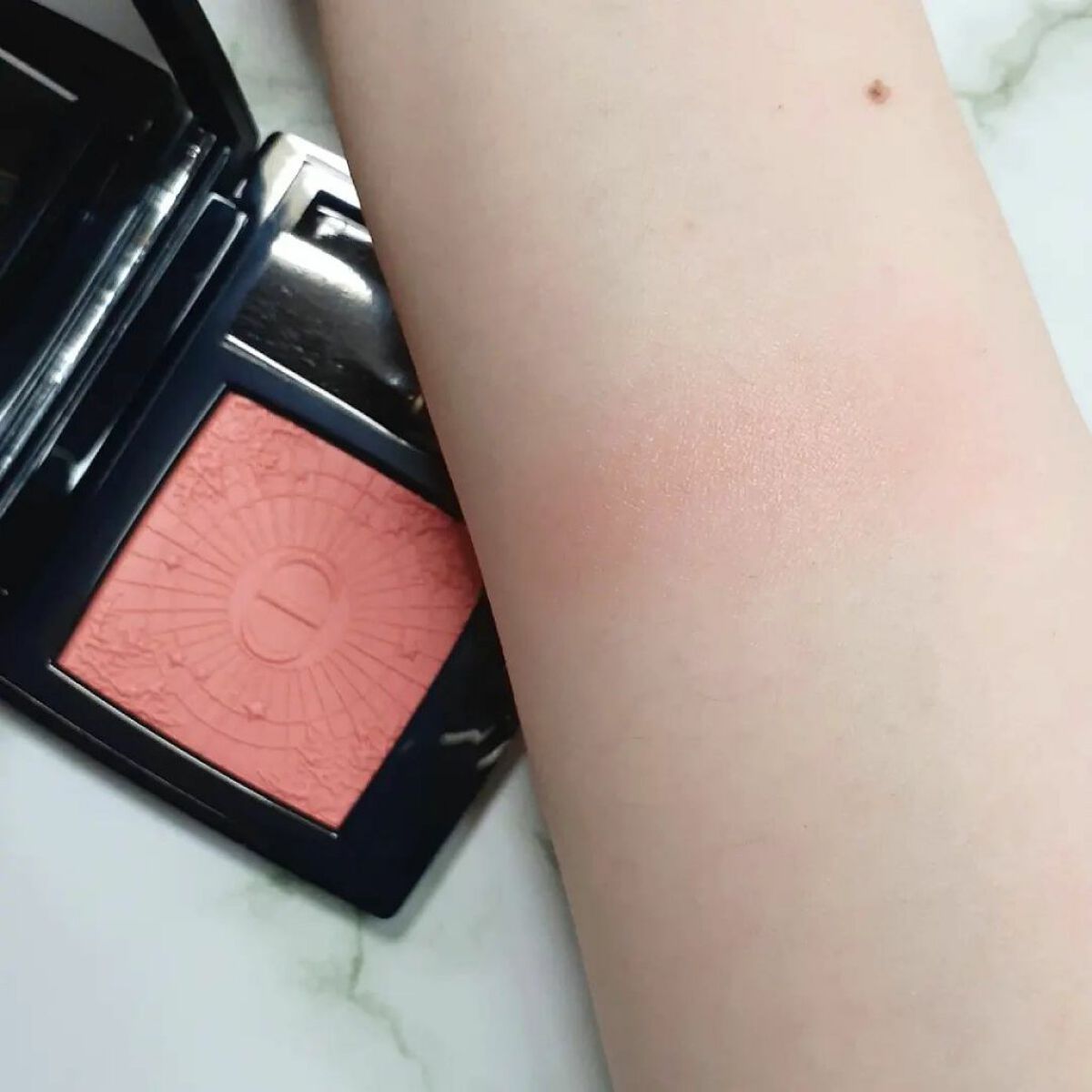 【旧】ディオールスキン ルージュ ブラッシュ/Dior/パウダーチークを使ったクチコミ(4枚目)