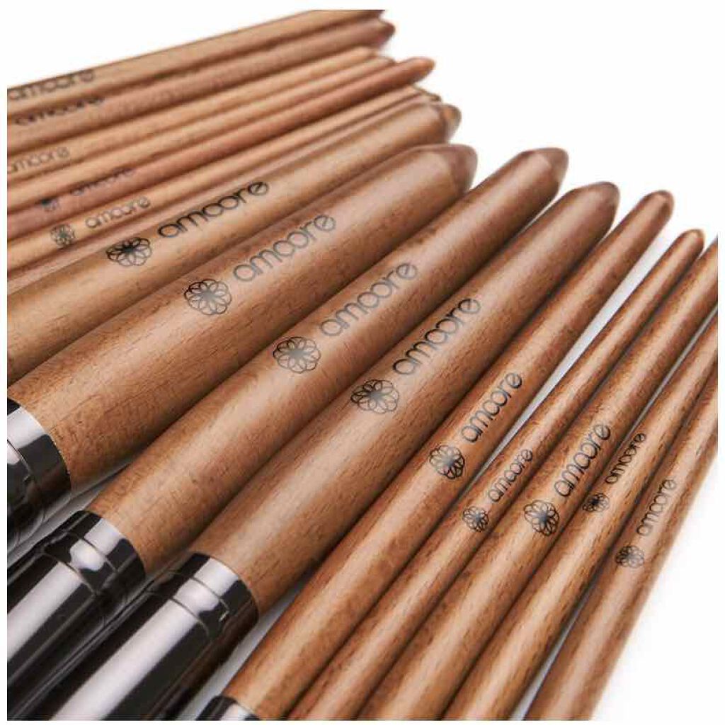 amoore メイクブラシ　化粧筆　化粧ポーチ付き(16本セット)/amoore/メイクアップキットを使ったクチコミ（3枚目）