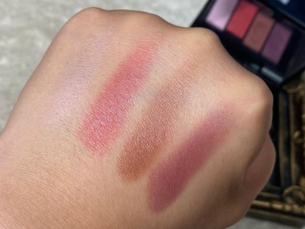 レイヤードカラーズアイシャドウ EX1 サマーサンセット(限定)/KANEBO/アイシャドウパレットを使ったクチコミ(3枚目)