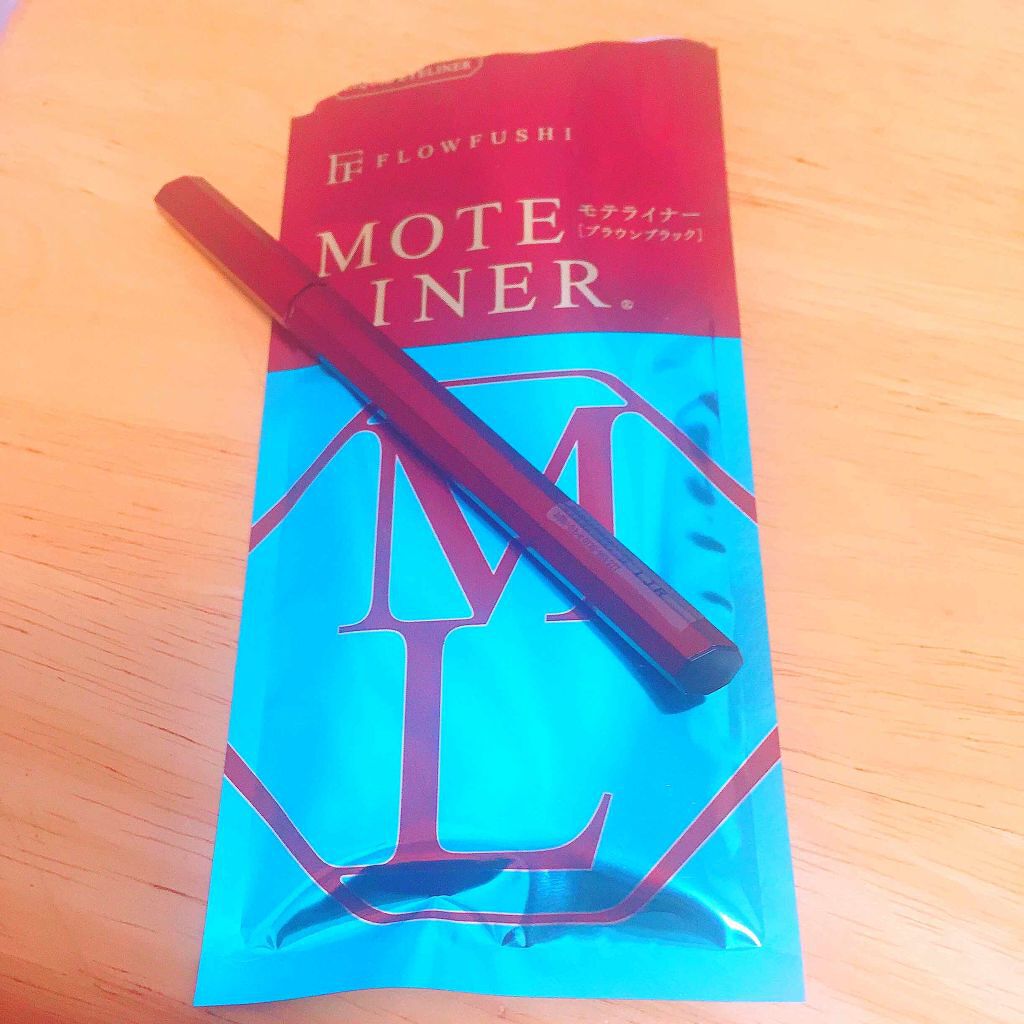 モテライナー リキッド/UZU BY FLOWFUSHI/リキッドアイライナーを使ったクチコミ(1枚目)