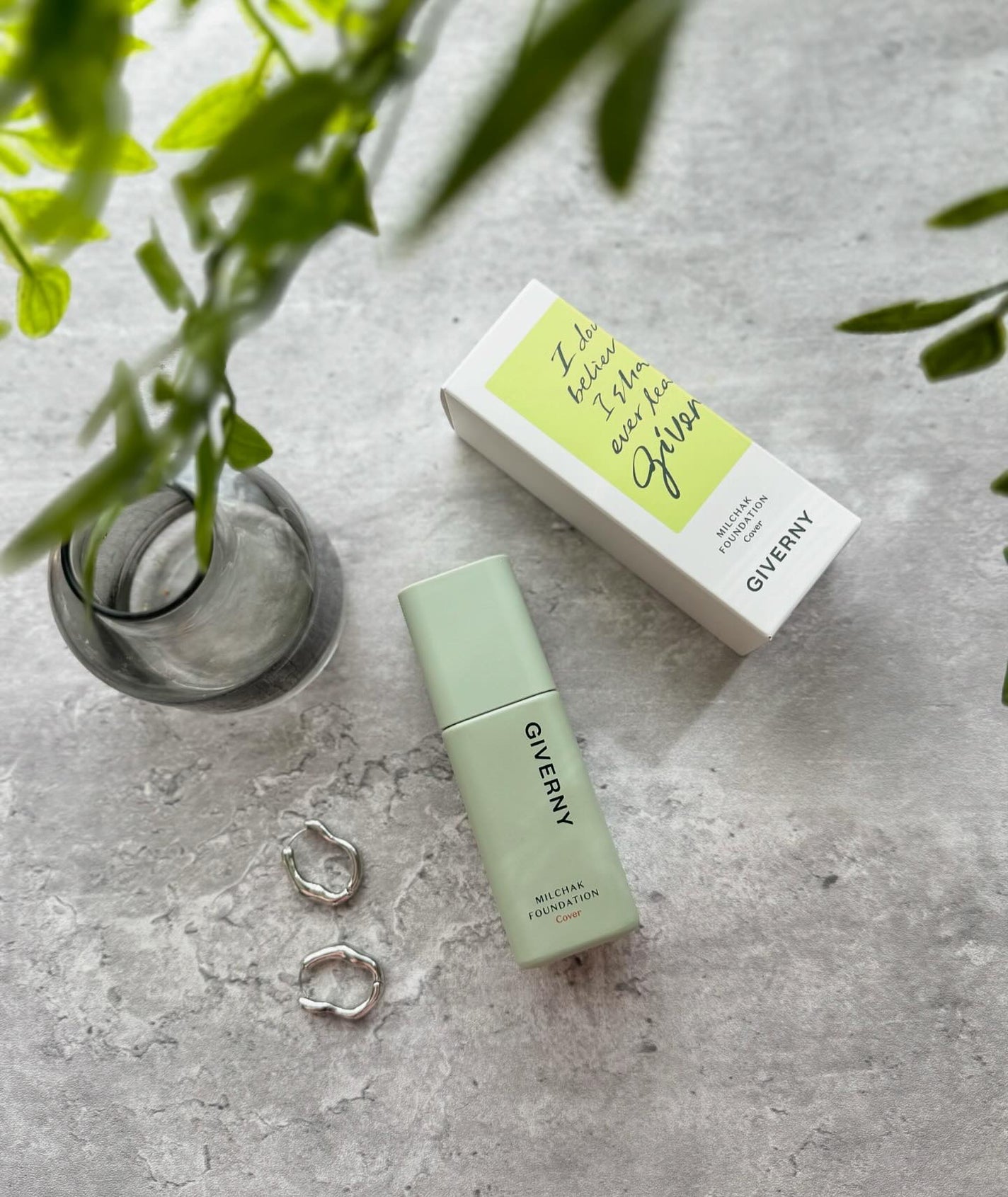 ジヴェルニー 密着カバーファンデーション/GIVERNY/リキッドファンデーションを使ったクチコミ(4枚目)