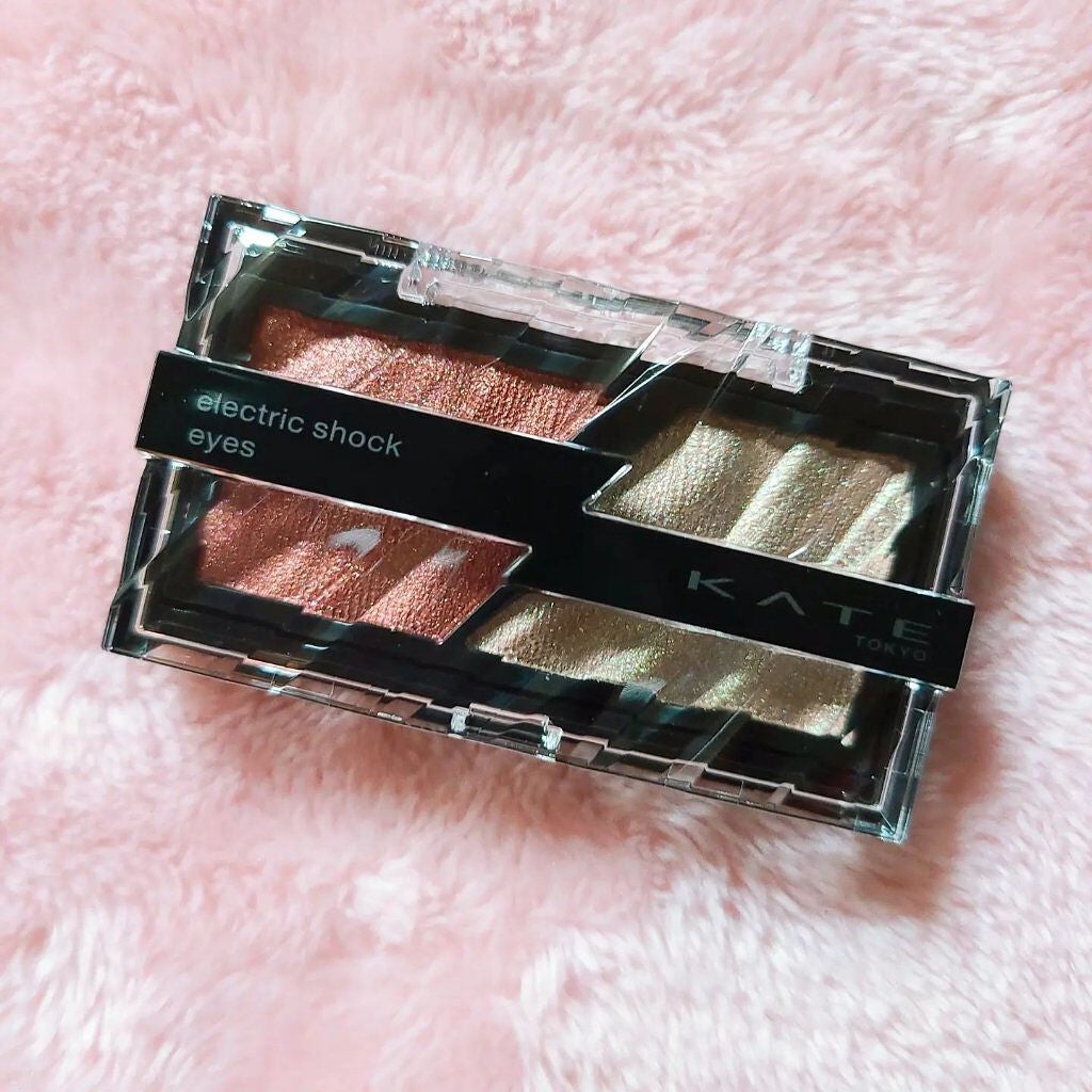 エレクトリックショックアイズ /KATE/アイシャドウパレットを使ったクチコミ(3枚目)