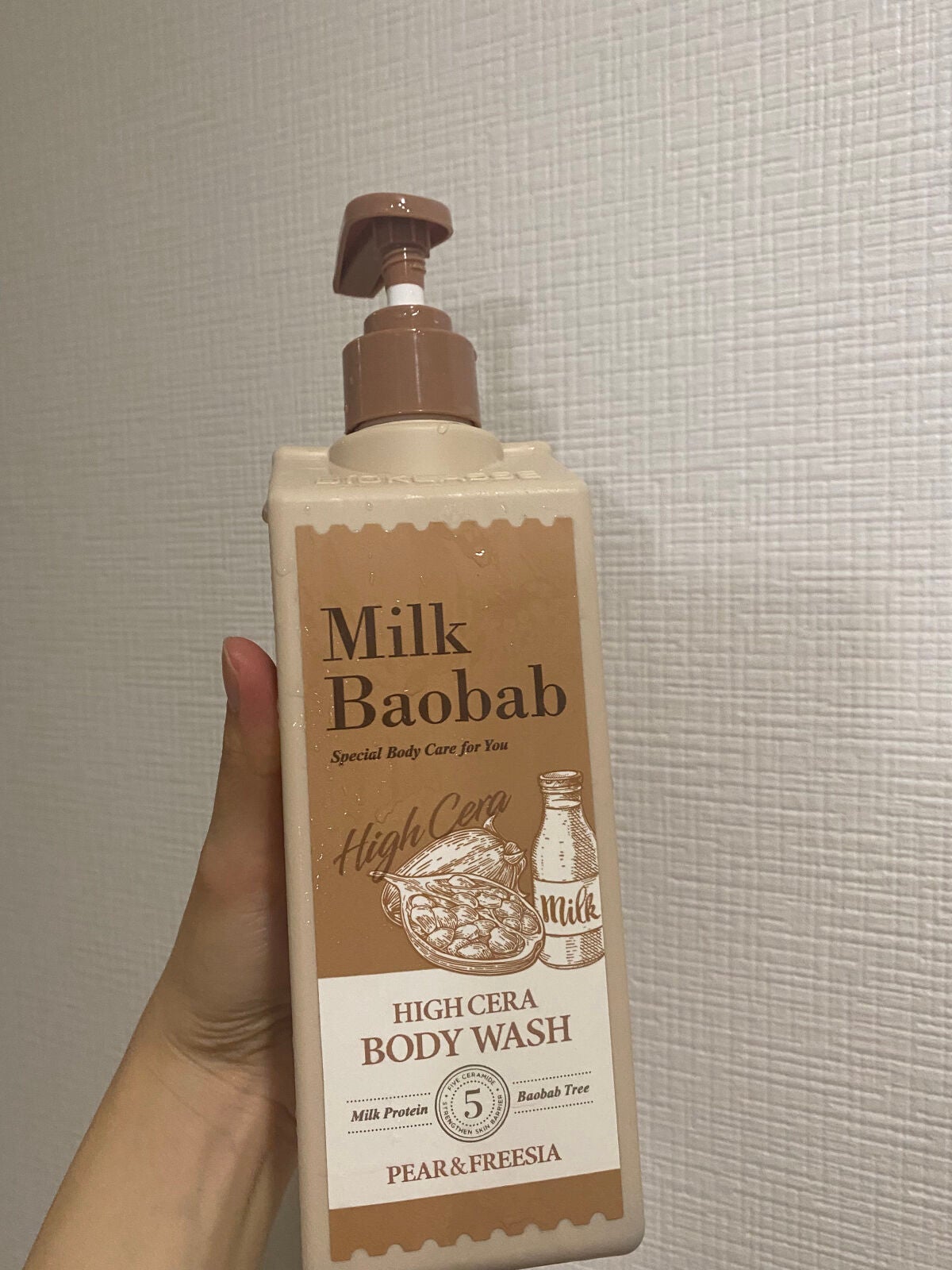 ミルクバオバブ ハイセラボディウォッシュ ペアー&フリージア/ミルクバオバブ/ボディソープを使ったクチコミ(2枚目)
