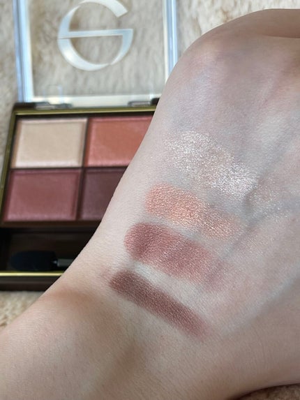 スキニーリッチシャドウ/excel/アイシャドウパレットを使ったクチコミ(2枚目)