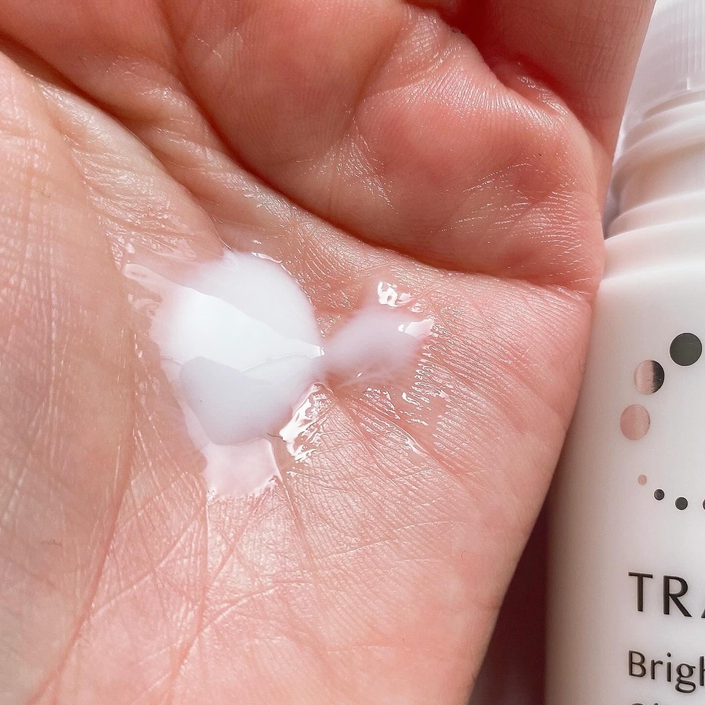 トランシーノ薬用ブライトニングクリアローション/トランシーノ/化粧水を使ったクチコミ(9枚目)