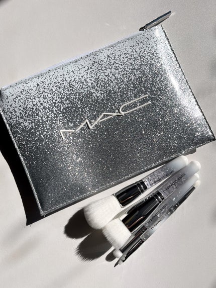 ブラシ オブ スノー エッセンシャル ブラシ キット/M・A・C/その他キットセットを使ったクチコミ(9枚目)