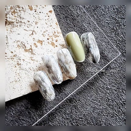 AQUA NAIL クレイジェルのクチコミ「
くすみカラーでニュアンスネイル💅🏻
AQUA GELのシアーは
発色が良いシアーなのでとっ.....」(3枚目)