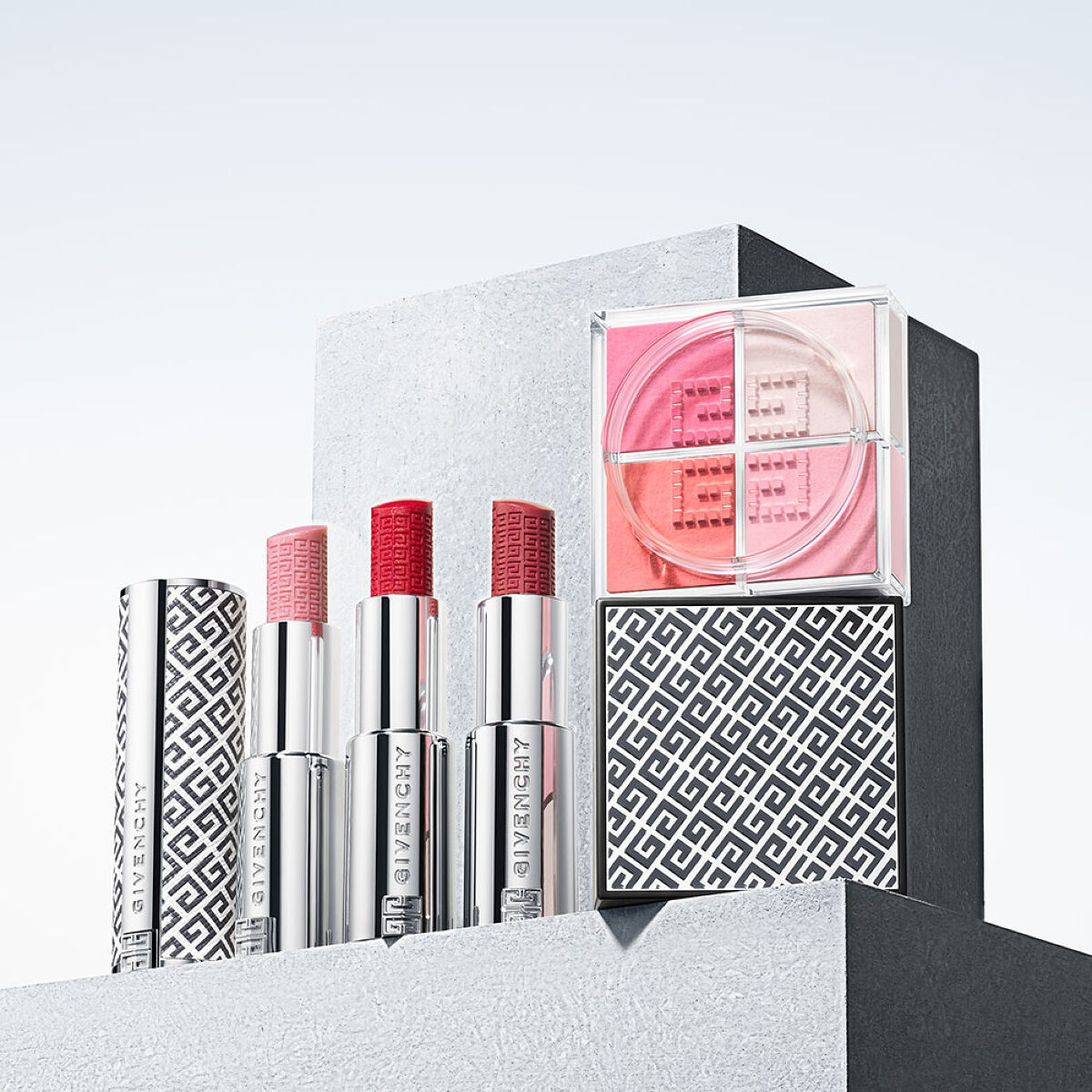 プリズム・リーブル・ブラッシュ/GIVENCHY/パウダーチークを使ったクチコミ（3枚目）