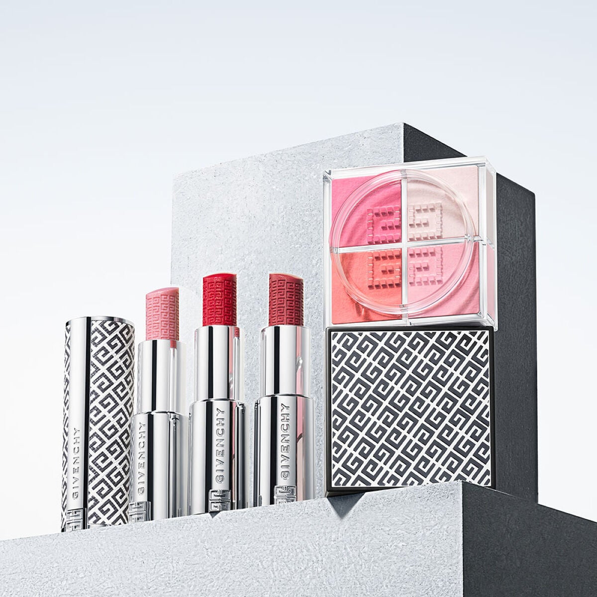 プリズム・リーブル・ブラッシュ/GIVENCHY/パウダーチークを使ったクチコミ(3枚目)