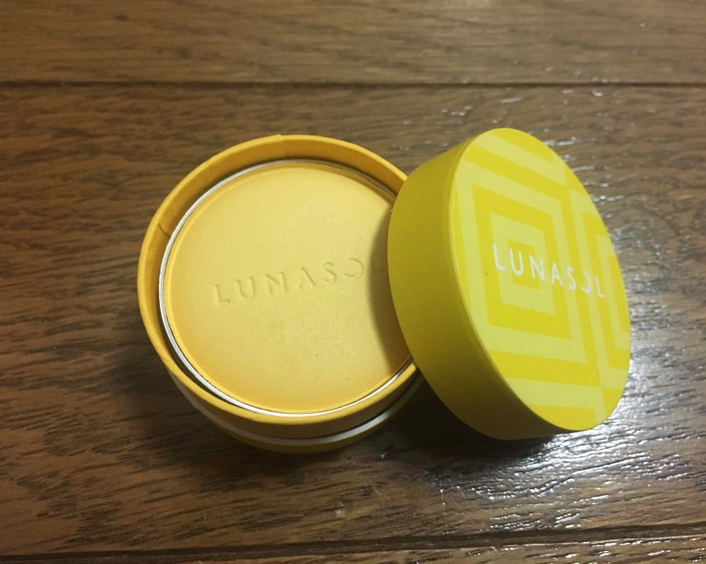 マカロンニュアンスアイズ/LUNASOL/単色アイシャドウを使ったクチコミ(2枚目)