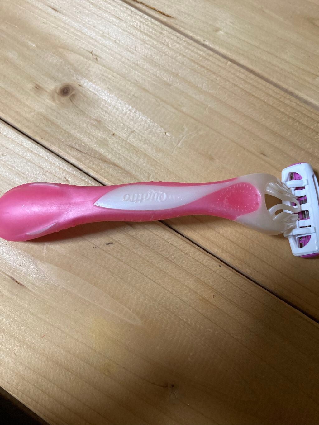 クアトロライト (2本入)/シック/シェーバーを使ったクチコミ(2枚目)