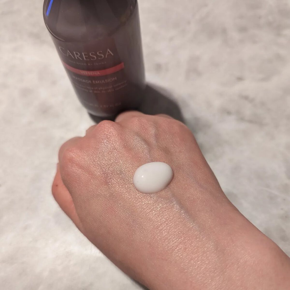 マッサージ エマルジョン（ヴァーベナ）/CARESSA/ボディミルクを使ったクチコミ（2枚目）