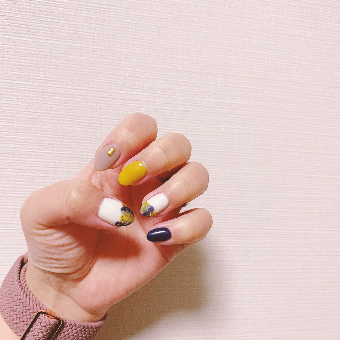 パル カラージェル シャンパンホロ/キャンドゥ/ジェルネイルを使ったクチコミ（2枚目）