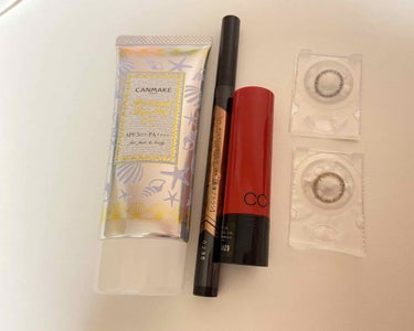 【zoomメイク💄💕】
この時期、zoomで授業がある方が多いと思います。
そんなときでも盛りたいですよね！
今回は、盛れるけど肌に優しいちょい足しバレないナチュラルスクールメイクを紹介します！

1.