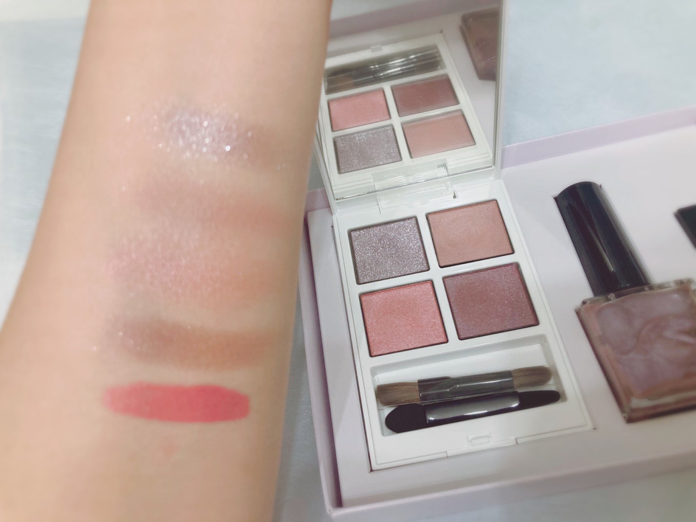 ホリデー アディクション サイレント ウィッシュⅠ/ADDICTION/メイクアップキットを使ったクチコミ(2枚目)