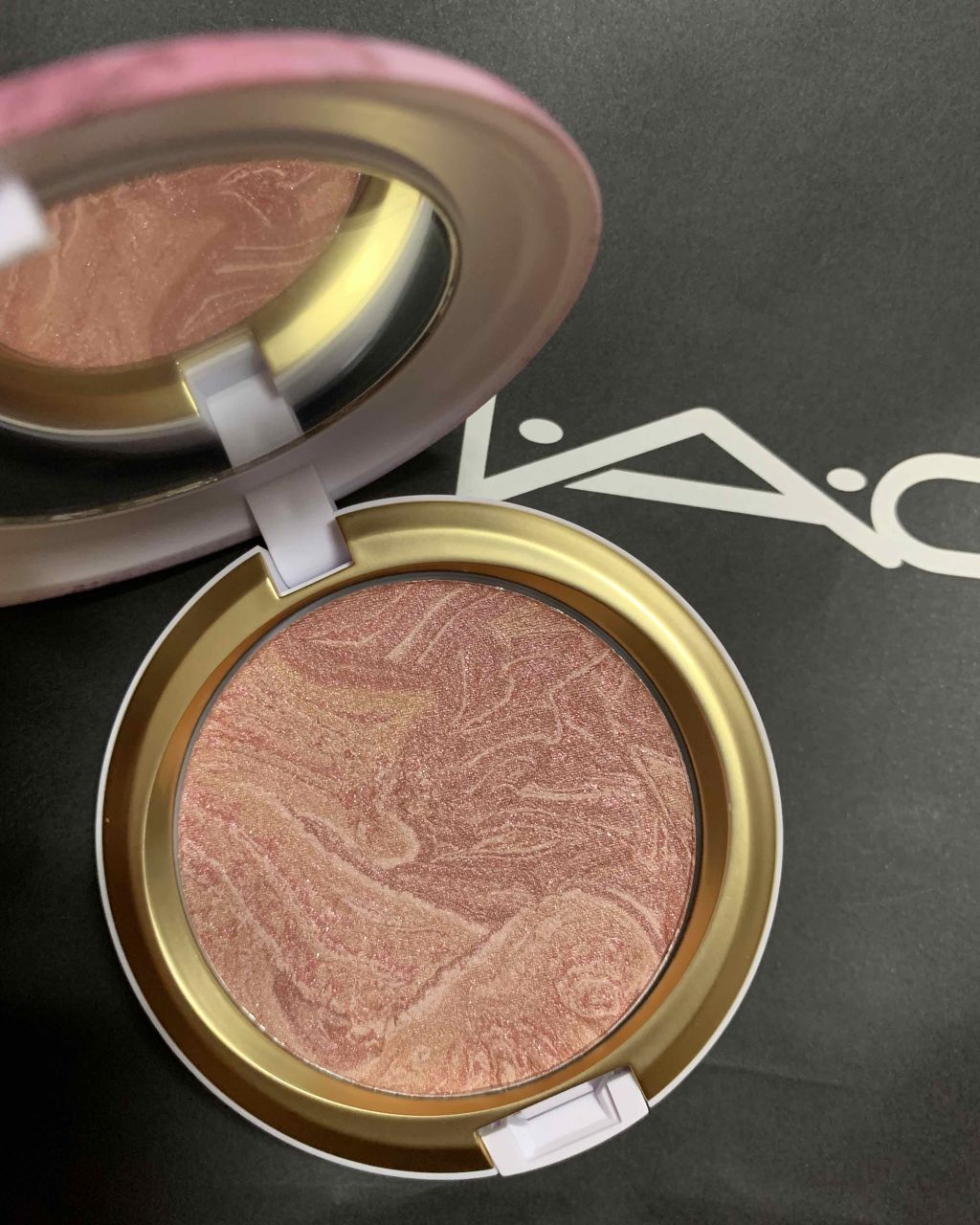 リップスティック/M・A・C/口紅を使ったクチコミ(2枚目)