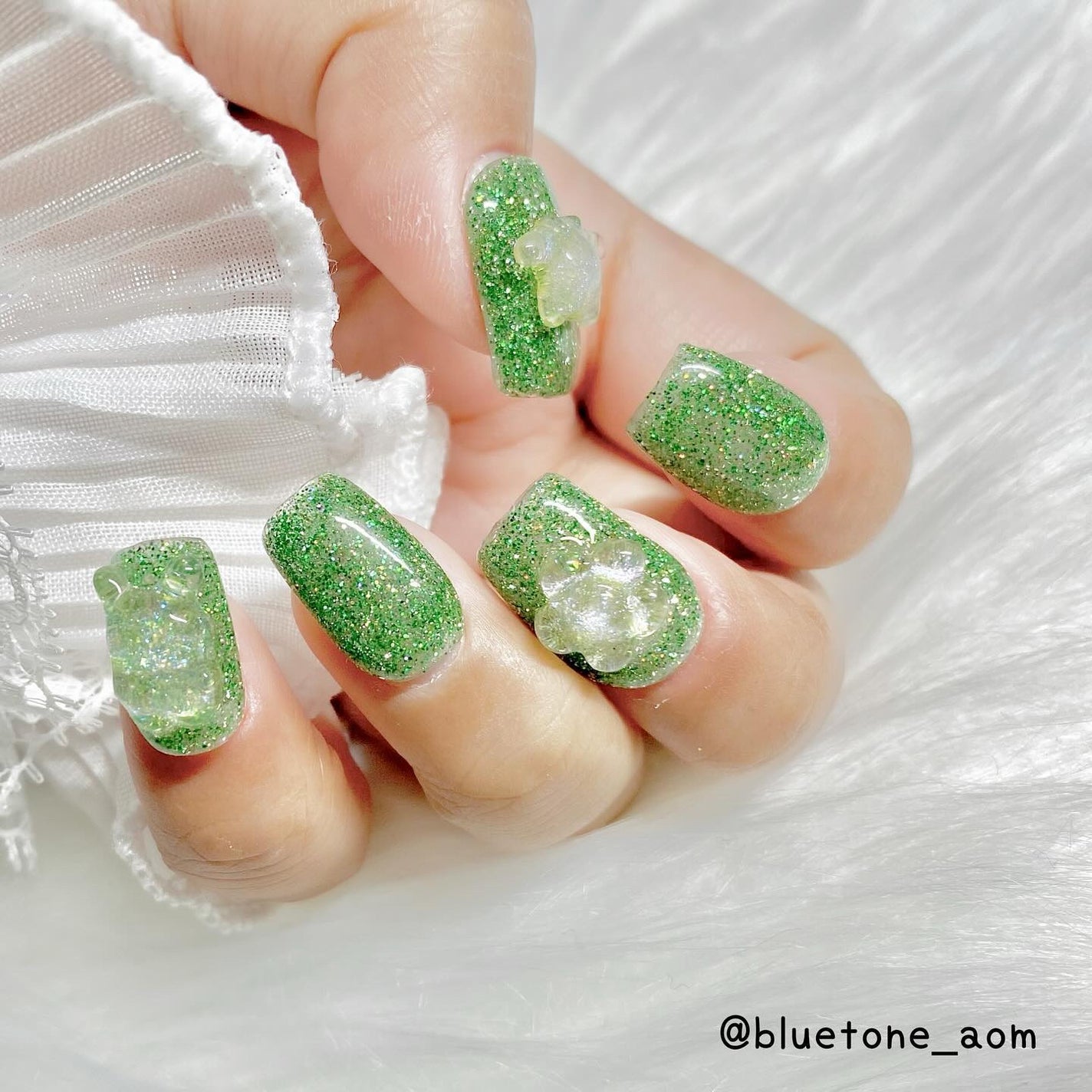 ⋆͛🦖⋆͛aomi on LIPS 「オリジナルフラッシュ!!今回はグリーンをメインに💚結構ギラギラ..」(7枚目)