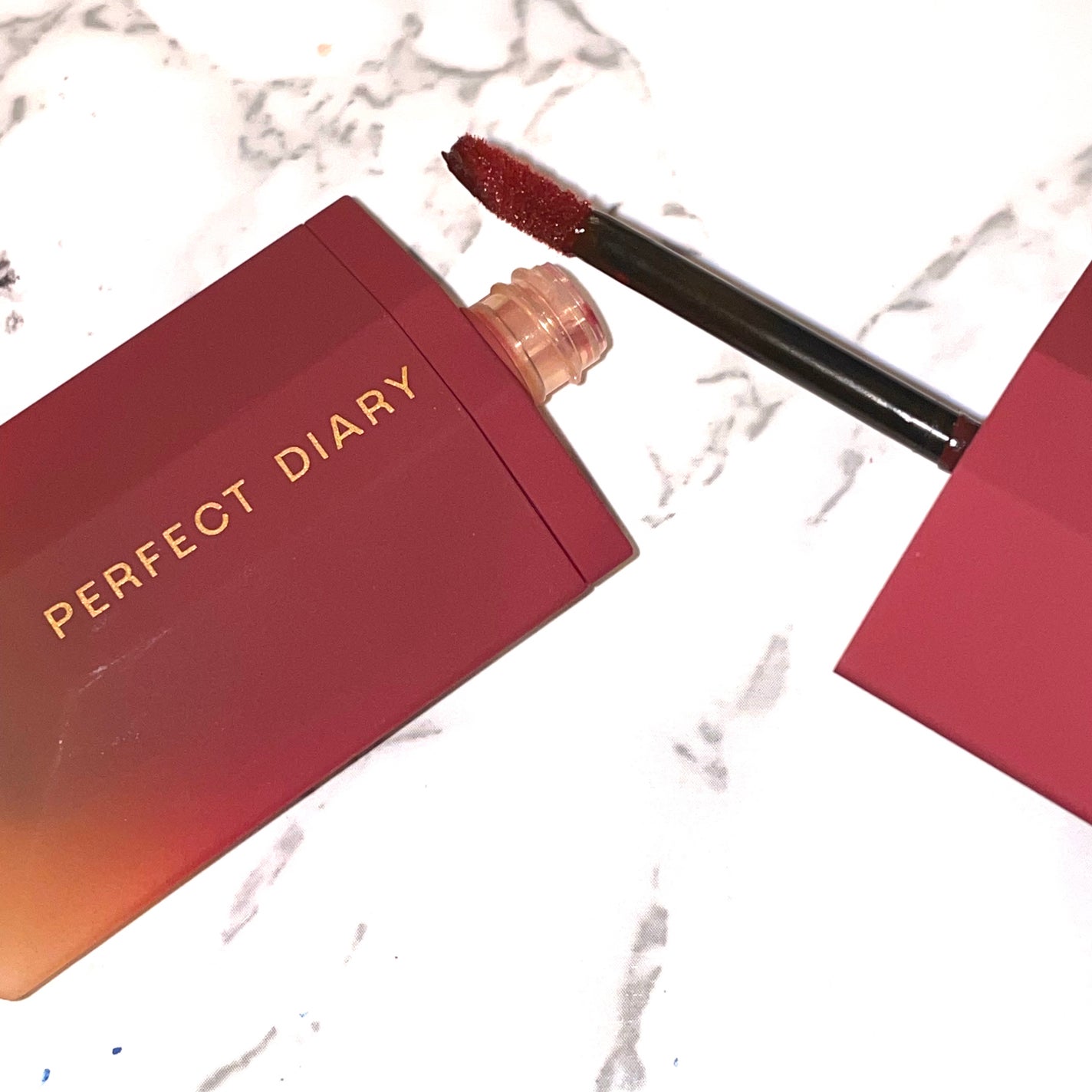 READ ME ベルベットマット リップティント赤狐限定/PERFECT DIARY/リップティントを使ったクチコミ(4枚目)