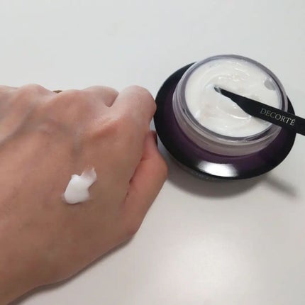 リポソーム アドバンスト リペアクリーム/DECORTÉ/フェイスクリームを使ったクチコミ(4枚目)
