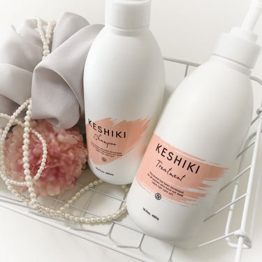 KESHIKI KESHIKIシャンプー／ヘアトリートメントのクチコミ「KESHIKI シャンプー・トリートメント
﻿
【KESHIKI】﻿
サロン専用ヘアケアをまい.....」（2枚目）