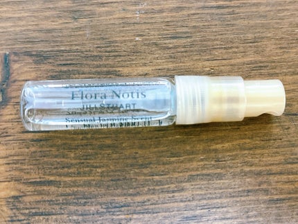 センシュアルジャスミン オードパルファン/Flora Notis JILL STUART/香水(レディース)を使ったクチコミ(1枚目)