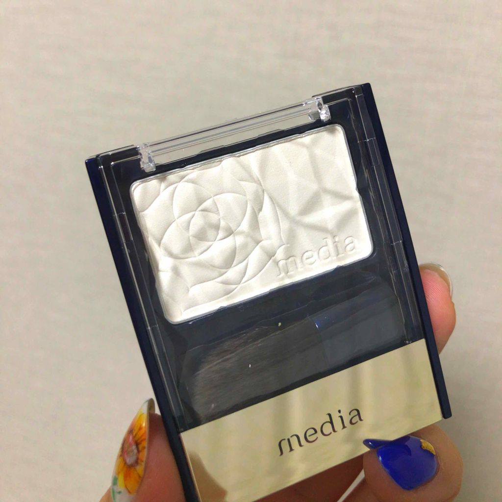 ブライトアップチーク/media/パウダーチークを使ったクチコミ(1枚目)