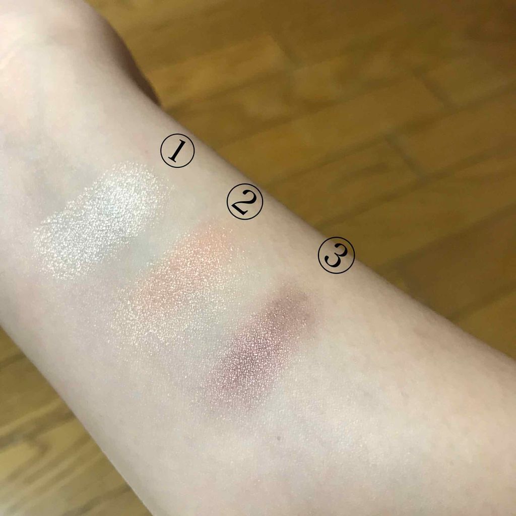 トーンアップアイシャドウ/CEZANNE/アイシャドウパレットを使ったクチコミ(2枚目)