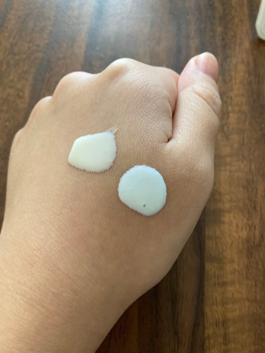 スキンプロテクトベース<皮脂くずれ防止> 超オイリー肌用/プリマヴィスタ/化粧下地を使ったクチコミ(3枚目)