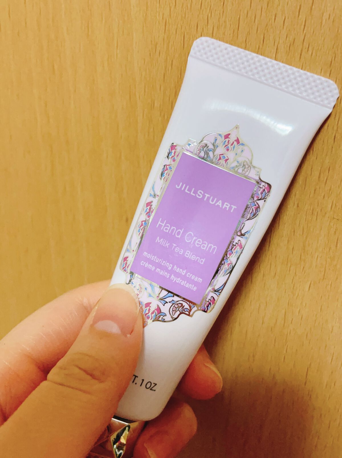 ハンドクリーム ミルクティーブレンド/JILL STUART/ハンドクリームを使ったクチコミ（1枚目）