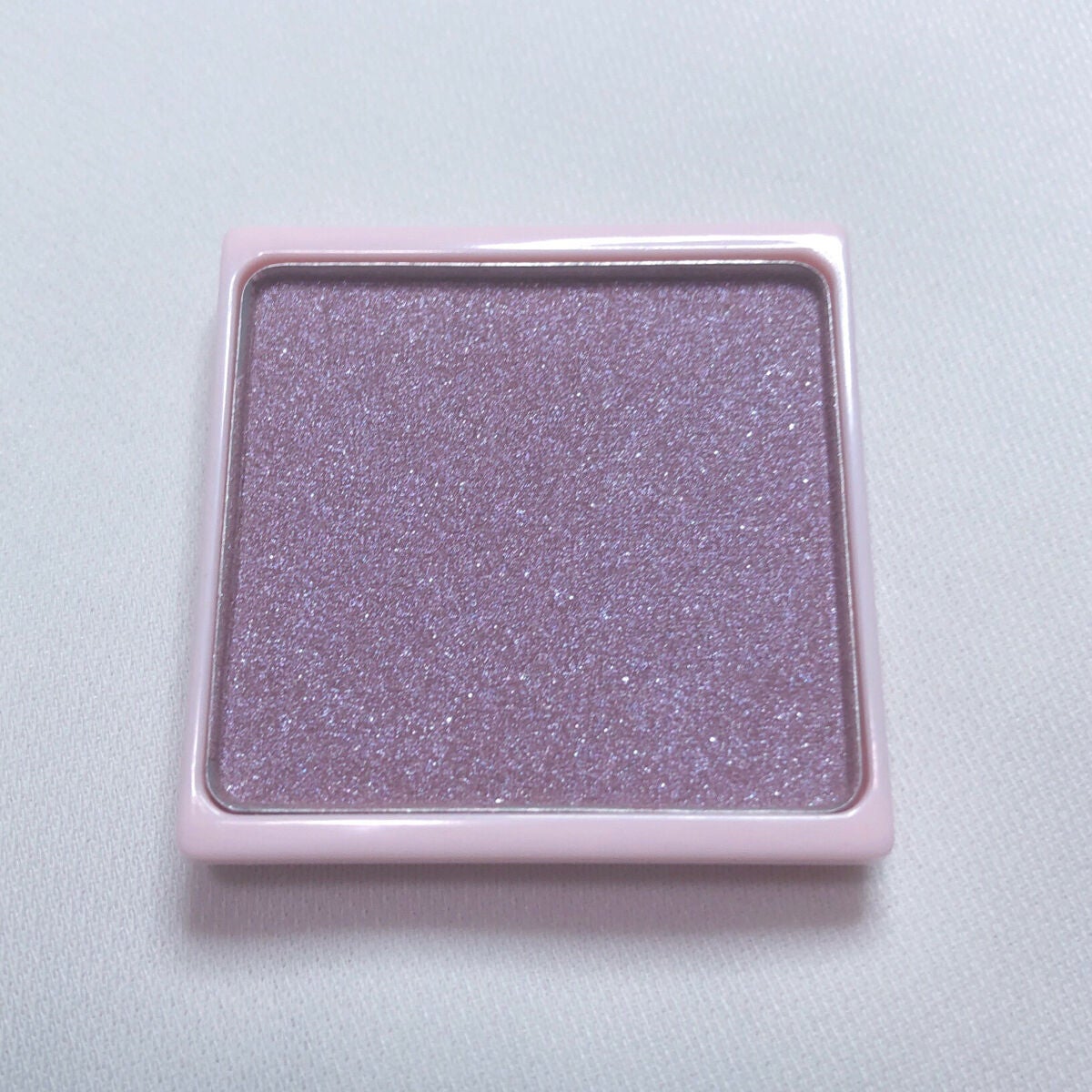 ミリコアイシャドウ/ビューティーワールド/単色アイシャドウを使ったクチコミ(4枚目)