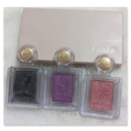 シャドーカスタマイズ/MAJOLICA MAJORCA/単色アイシャドウを使ったクチコミ(3枚目)