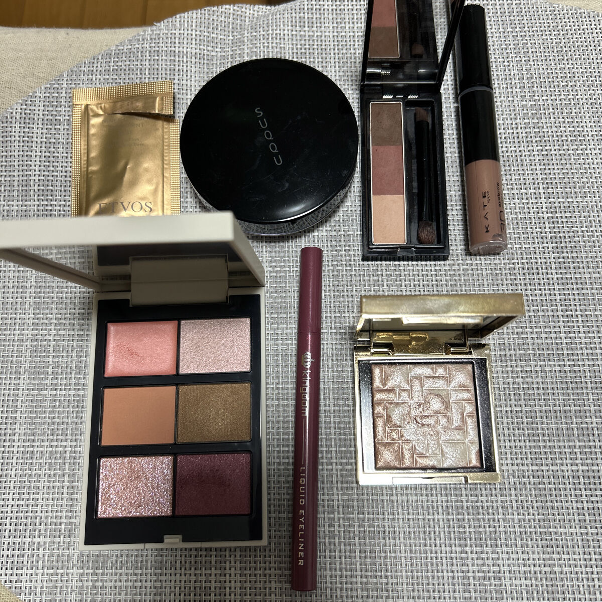 ハイライティング パウダー/BOBBI BROWN/パウダーハイライトを使ったクチコミ（2枚目）