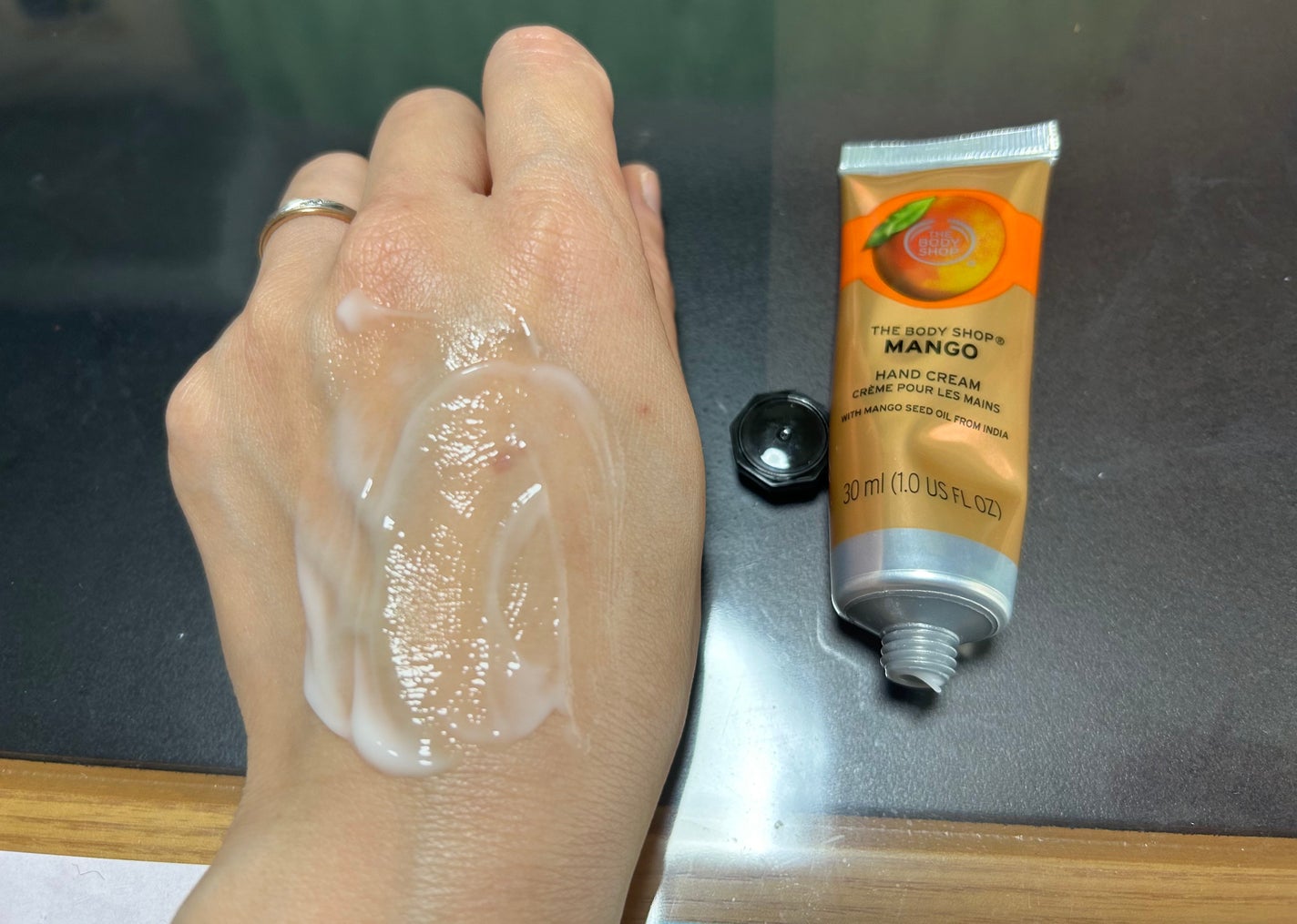 ハンドクリーム マンゴー/THE BODY SHOP/ハンドクリームを使ったクチコミ(2枚目)