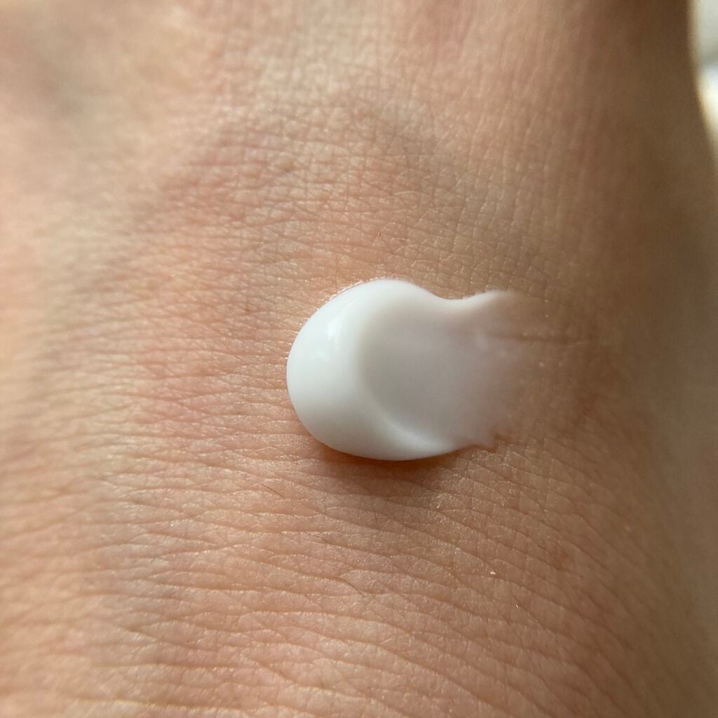 メイクミーハッピー ハンドクリーム WHITE/キャンメイク/ハンドクリームを使ったクチコミ(3枚目)