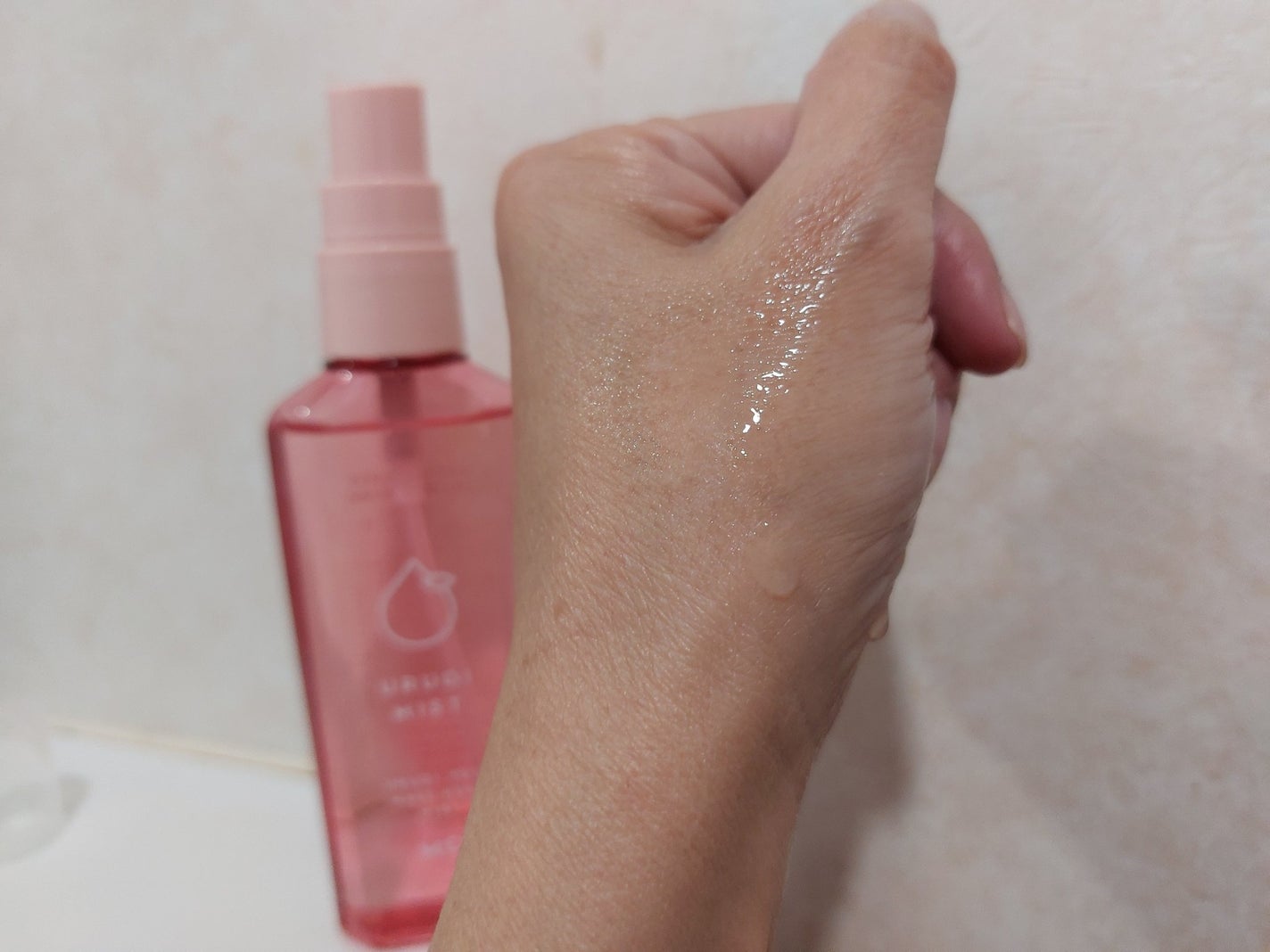 うるおいミスト+ S/MAKE COVER/フィックスミストを使ったクチコミ(2枚目)