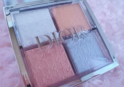ディオール バックステージ フェイス グロウ パレット/Dior/ハイライトを使ったクチコミ(1枚目)