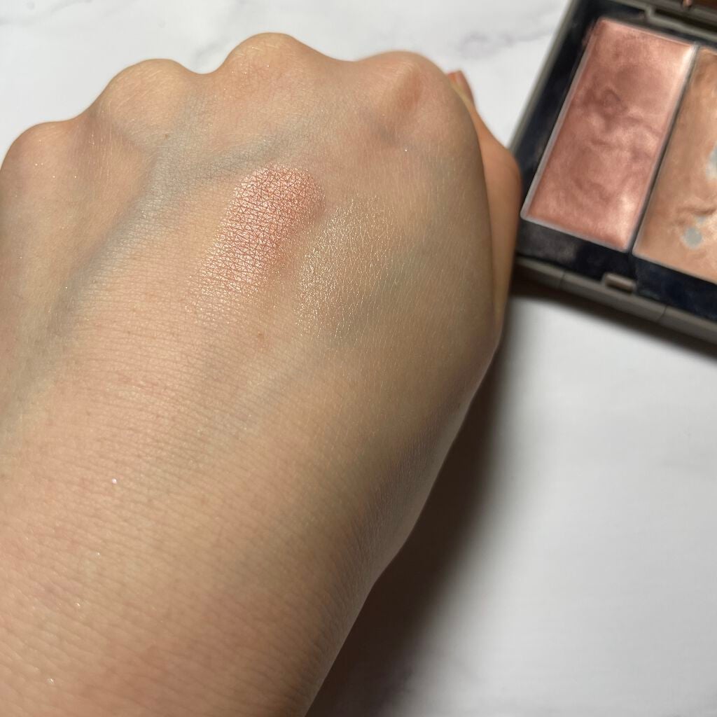 THREE シマリング グロー デュオ/THREE/クリームハイライトを使ったクチコミ(3枚目)