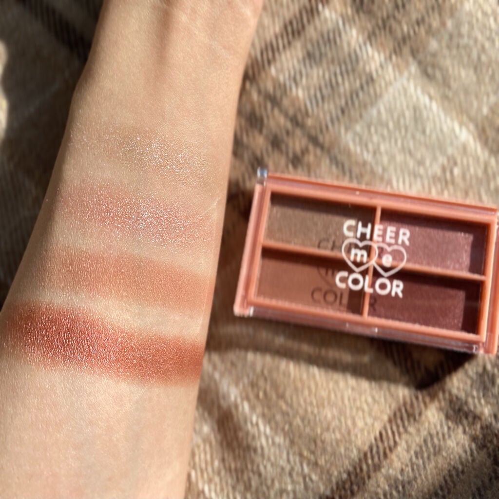 CHEER me COLOR アイシャドウ/セリア/アイシャドウパレットを使ったクチコミ(5枚目)
