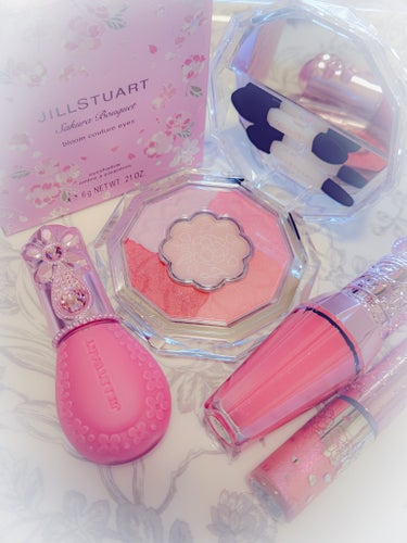 ジルスチュアート　アイダイヤモンド グリマー 10 twinkle sakura petals＜サクラブーケ＞（限定色）/JILL STUART/リキッドアイライナーを使ったクチコミ（2枚目）