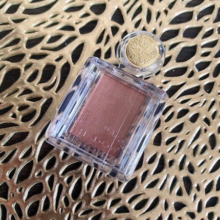 シャドーカスタマイズ/MAJOLICA MAJORCA/単色アイシャドウを使ったクチコミ(1枚目)