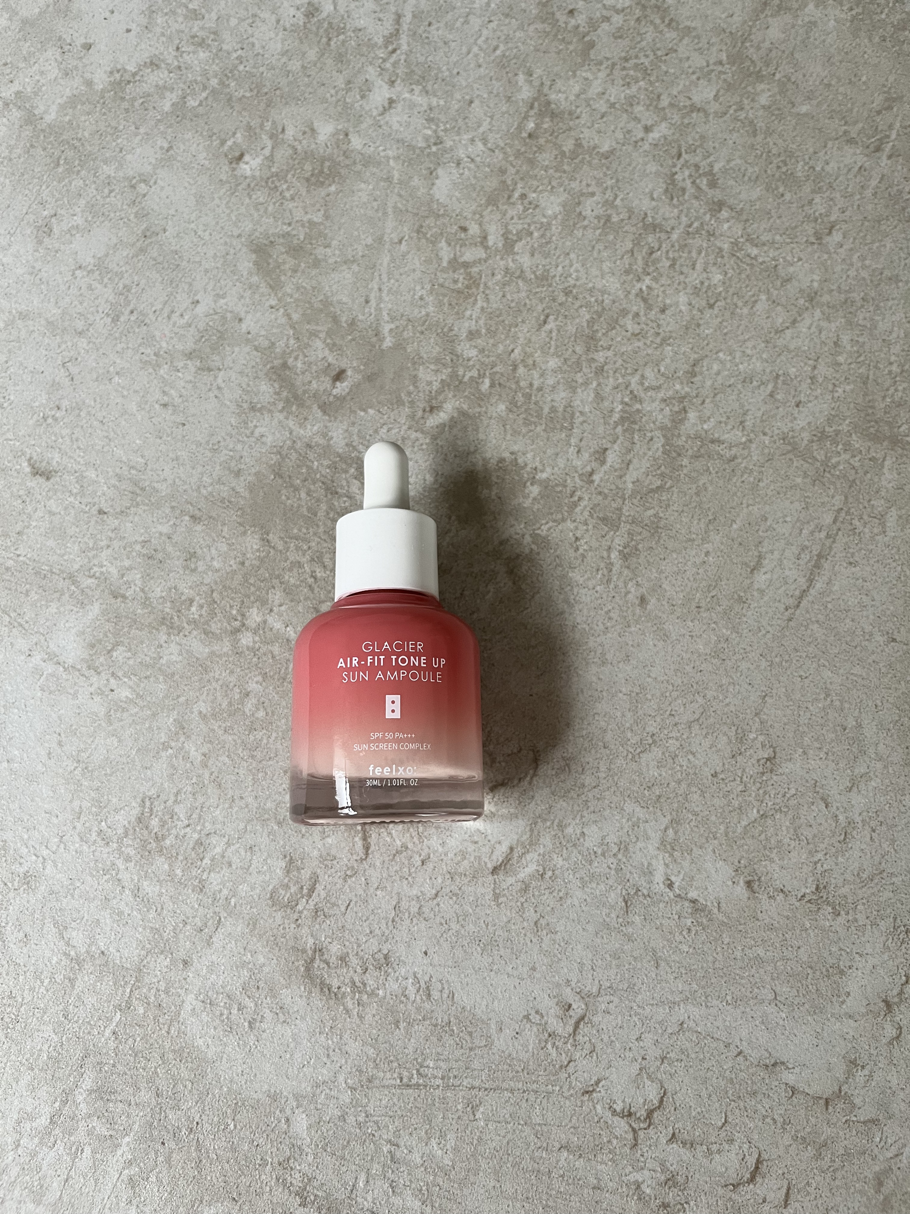 ピルソ グラシアエアフィットトーンアップサンアンプル SPF50 PA+++/feelxo/化粧下地を使ったクチコミ（2枚目）