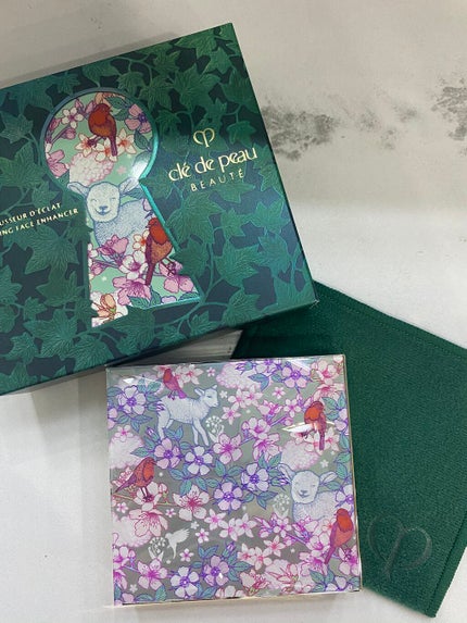 クレ・ド・ポー ボーテ レオスールデクラ 103 Wonder-full Radiance【数量限定】/クレ・ド・ポー ボーテ/パウダーハイライトを使ったクチコミ(3枚目)