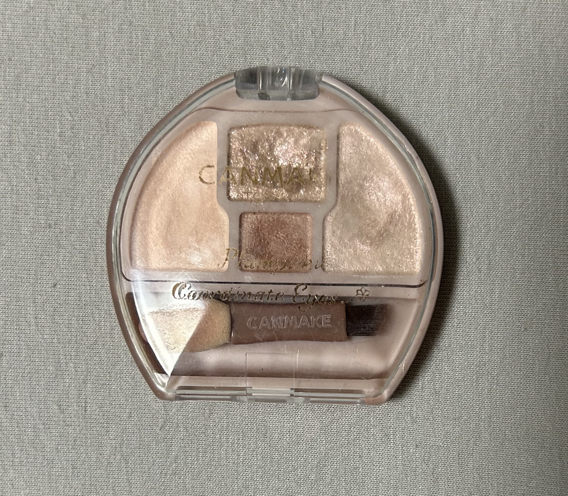 プランぷくコーデアイズ/キャンメイク/パウダーアイシャドウを使ったクチコミ（1枚目）