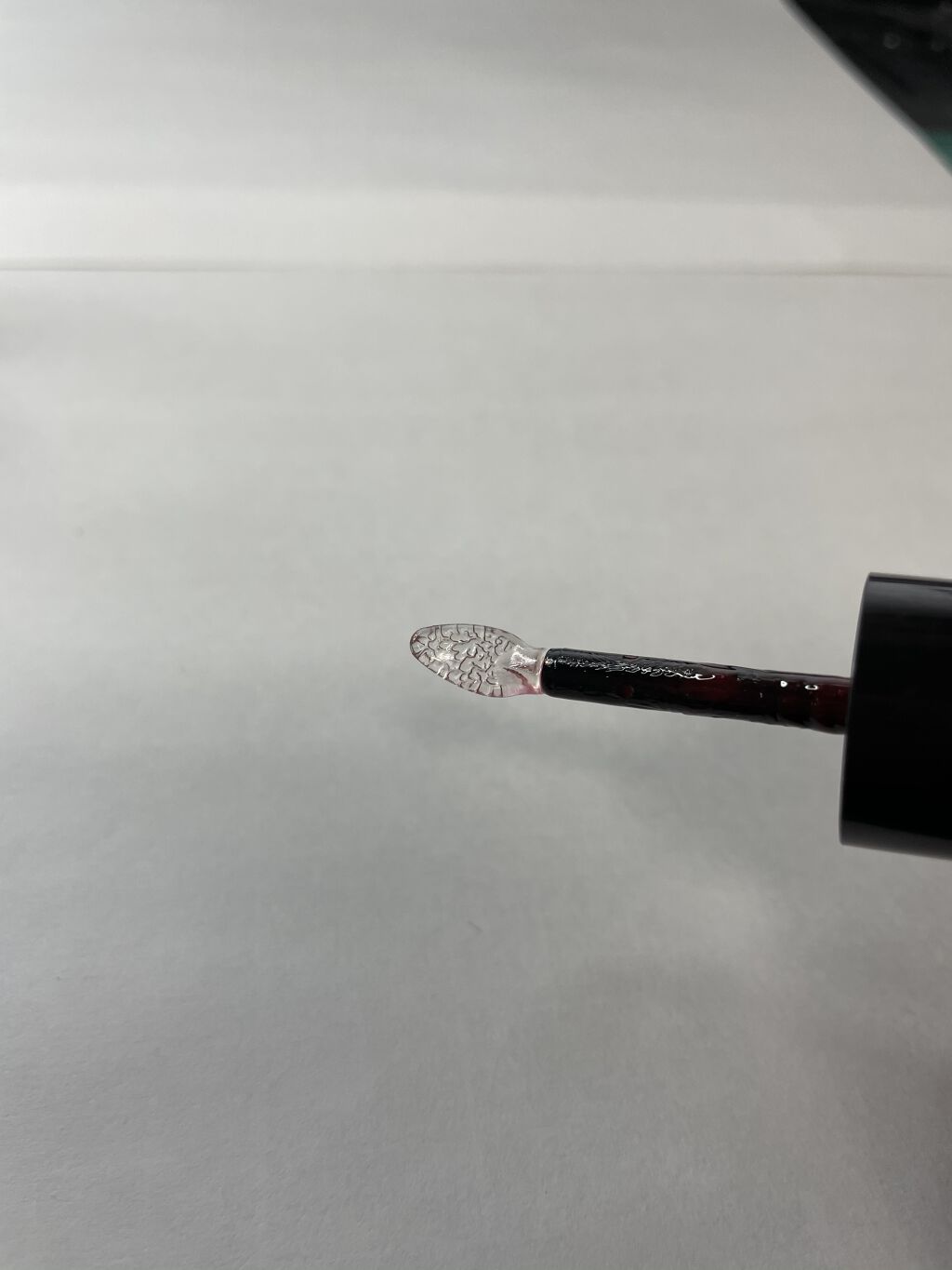 KATE ボリュームアップルージュのクチコミ「まずめちゃくちゃ塗りにくい(-_-;)
色はいいんですけどチップもなんかシリコン？（二枚目）.....」（2枚目）