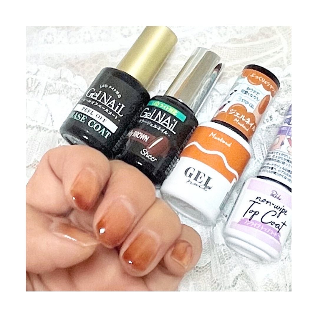 ウコビィ on LIPS 「50代にして初めてしたこと🌟ジェルネイル💅✨ セルフでし..」(3枚目)